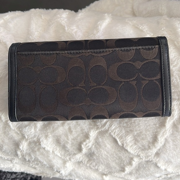 Coach Black and Brown Wallet Y2K Soho EUC - Picture 2 of 5